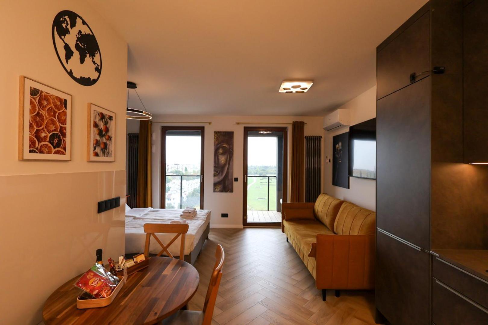 Premium Studio Klobucka Airport Warschau Buitenkant foto